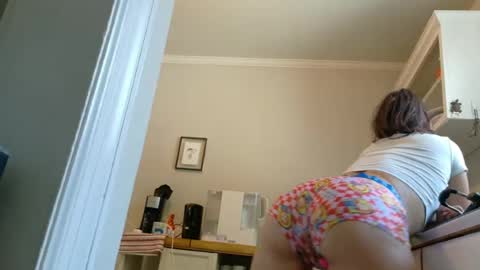 Snapshot of katieericson13 chatting on 06.30.26 Kate online show from 06.30.26