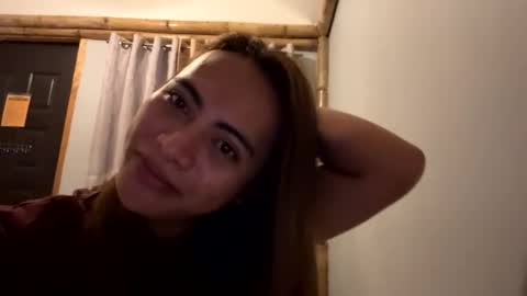 katiefrox  online show from 01.19.25