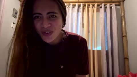 katiefrox  online show from 01.20.25
