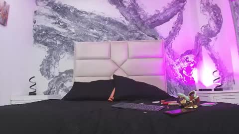 Katie online show from 01.14.25