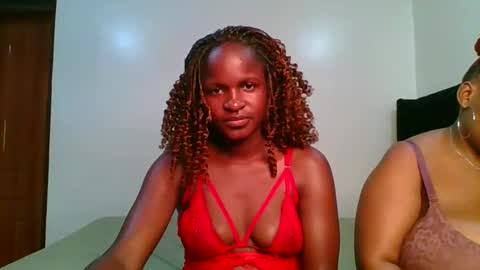 Snapshot of katirna chatting on 09.26.25 Kate online show from 09.26.25