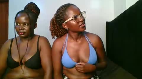 Snapshot of katirna chatting on 10.19.25 Kate online show from 10.19.25