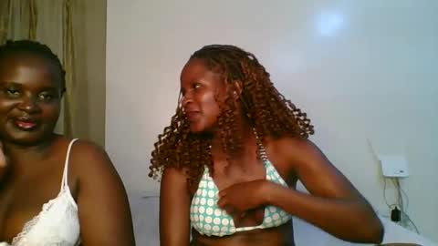 Snapshot of katirna chatting on 10.29.25 Kate online show from 10.29.25