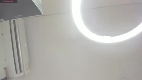 Snapshot of katitaluxury_hot chatting on 04.28.26 katitaluxury_hot online show from 04.28.26