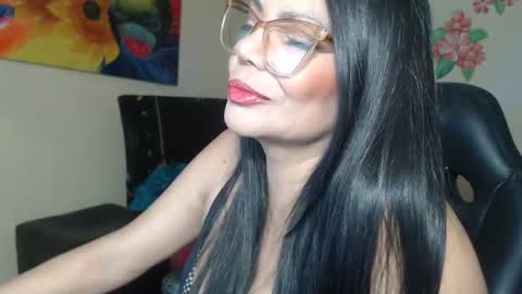 katiusca_horny2 online show from 12.16.24