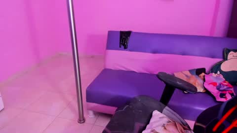 Snapshot of katiuska_doll_squirt chatting on 07.25.26 katiuska_doll_squirt online show from 07.25.26