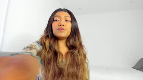 Snapshot of katnees_correa chatting on 12.17.24 Follow me on instagram and twitter as correaktnees online show from 12.17.24