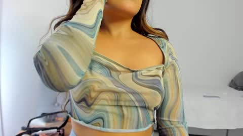Snapshot of katnees_correa chatting on 12.26.24 Follow me on instagram and twitter as correaktnees online show from 12.26.24