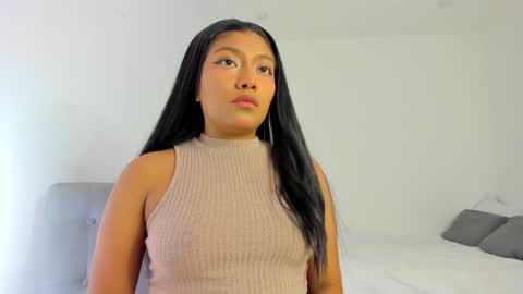 Snapshot of katnees_correa chatting on 02.04.25 Follow me on instagram and twitter as correaktnees online show from 02.04.25