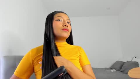 Snapshot of katnees_correa chatting on 03.11.25 Follow me on instagram and twitter as correaktnees online show from 03.11.25
