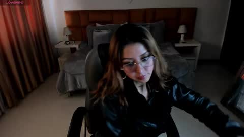 Snapshot of katnia_and_marcuz chatting on 11.07.25 Katnia and Marcuz online show from 11.07.25