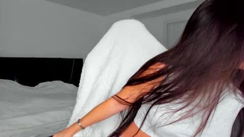 Snapshot of katrin_fit chatting on 11.01.25 Katrin online show from 11.01.25