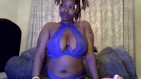 Snapshot of katrinashantel chatting on 11.27.25 katrinashantel online show from 11.27.25