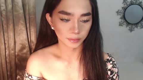 Snapshot of katrinathegreat chatting on 10.19.25 katrinathegreat online show from 10.19.25