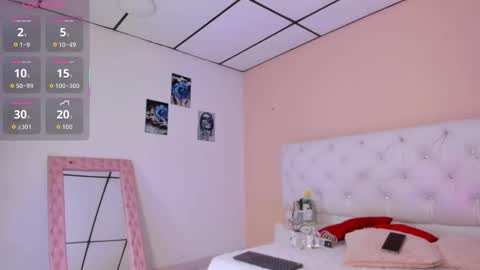 Snapshot of katte_landerr chatting on 10.10.25 Katte online show from 10.10.25