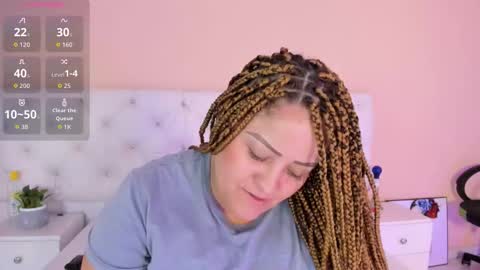 Snapshot of katte_landerr chatting on 10.27.25 Katte online show from 10.27.25