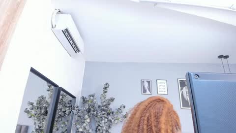 Katerine online show from 01.12.25