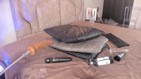 Katerine online show from 03.04.25