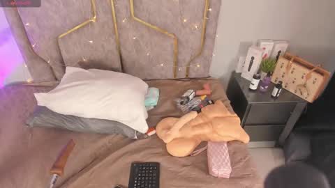 Katerine online show from 09.12.25