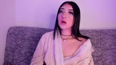 Snapshot of kattengel_ chatting on 06.18.26 Kat online show from 06.18.26