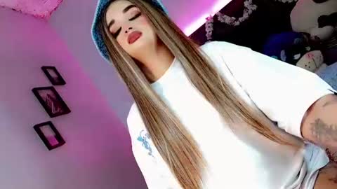 kattie_sweet_ online show from 11.12.25