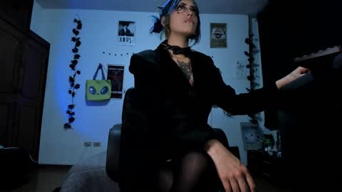 kattx   independent model online show from 01.06.26