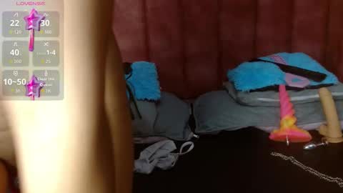 Snapshot of katty_berry_ chatting on 10.01.25 Arianna online show from 10.01.25