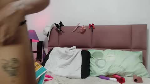 Snapshot of kattyocean chatting on 10.01.25 kattyocean online show from 10.01.25