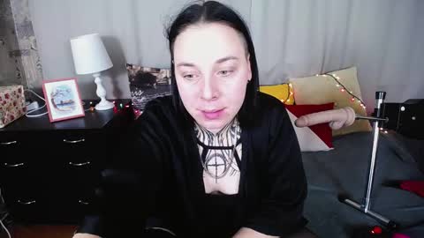 Snapshot of kattyroys chatting on 01.16.25 Katty online show from 01.16.25
