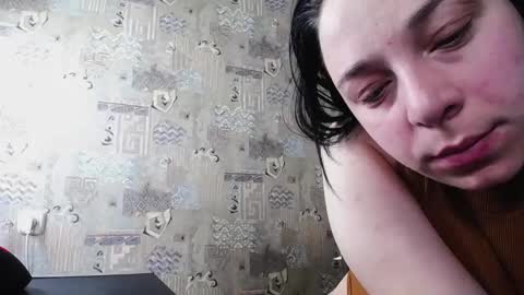 Snapshot of kattyroys chatting on 01.18.25 Katty online show from 01.18.25