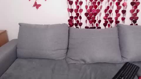 Snapshot of kattyroys chatting on 02.15.25 Katty online show from 02.15.25