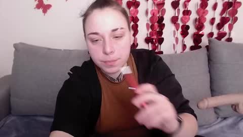 Snapshot of kattyroys chatting on 02.16.25 Katty online show from 02.16.25