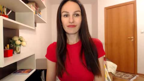 Snapshot of kattysapphire chatting on 10.20.25 KattySapphire online show from 10.20.25