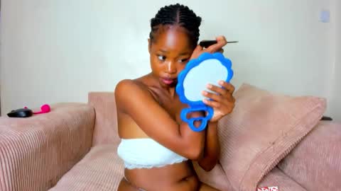 Snapshot of katy_washington chatting on 10.09.25 Katy online show from 10.09.25