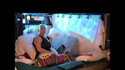 katycouple69 online show from 03.01.26