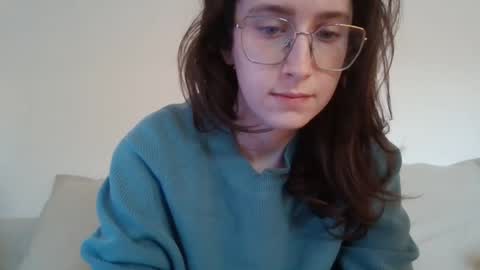 Snapshot of kawaii_snowflake chatting on 07.18.26 kawaii snowflake online show from 07.18.26