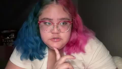 Snapshot of kawaiiasianbbw chatting on 10.15.25 KawaiiAsianBBW online show from 10.15.25