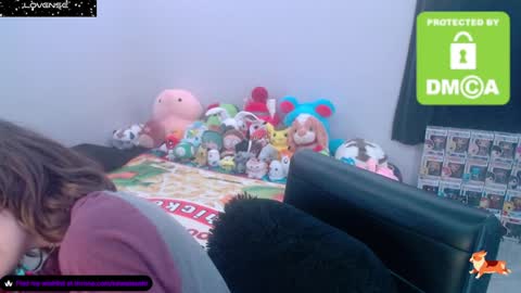 Snapshot of kawiisushi94 chatting on 12.23.24 KawaiiSushi online show from 12.23.24