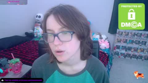 Snapshot of kawiisushi94 chatting on 12.28.24 KawaiiSushi online show from 12.28.24