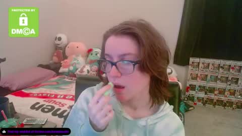 Snapshot of kawiisushi94 chatting on 01.20.25 KawaiiSushi online show from 01.20.25
