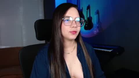 Kay online show from 09.19.25