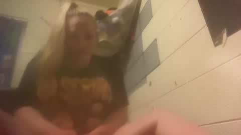 kay_la online show from 03.23.26