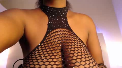 Snapshot of kayabrowns chatting on 02.21.25 Susan online show from 02.21.25