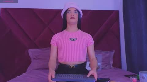 Snapshot of kayalstone chatting on 10.04.25 Cattleya stone online show from 10.04.25