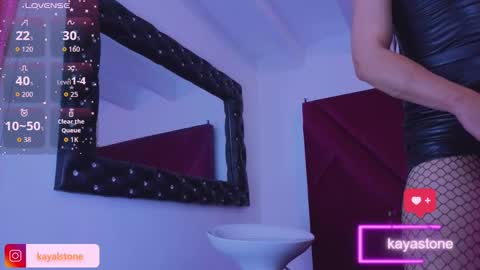 Snapshot of kayalstone chatting on 11.09.25 Cattleya stone online show from 11.09.25