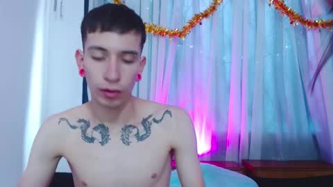 Snapshot of kayandkailycs chatting on 03.07.25 Kay and Kaily online show from 03.07.25