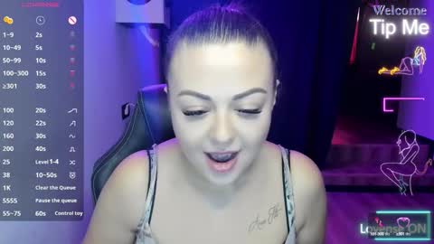 Kaya online show from 10.15.25