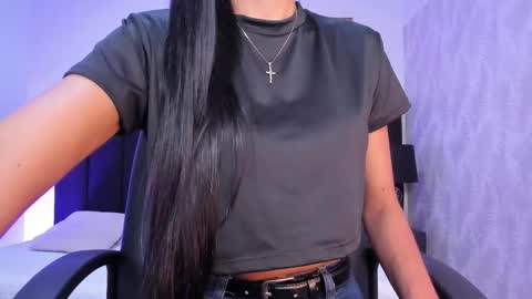 Kayla  online show from 11.18.25