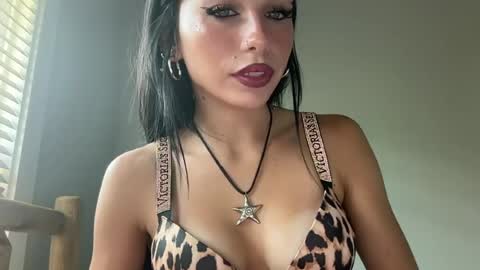 Snapshot of kaylalynx chatting on 07.20.26 kaylalynx online show from 07.20.26