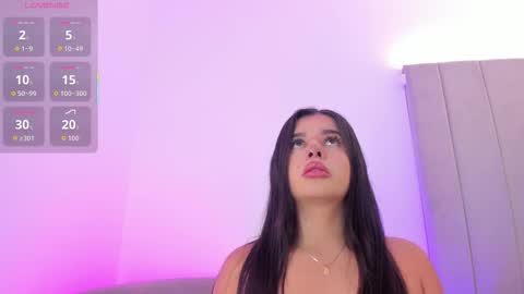 Snapshot of kaylarossi chatting on 10.06.25 Kayla online show from 10.06.25